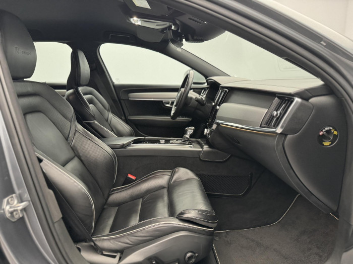 Volvo V90 T4 R-DESIGN AUT