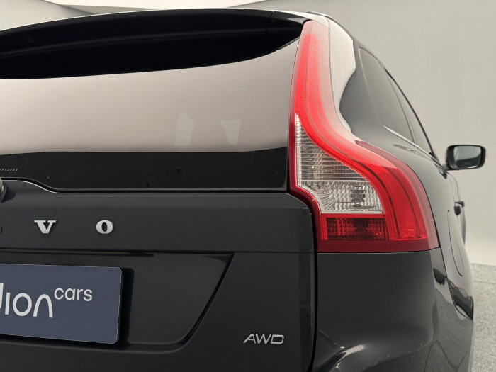 Volvo XC60 D3 AWD SUMMUM 2.4 d Summum