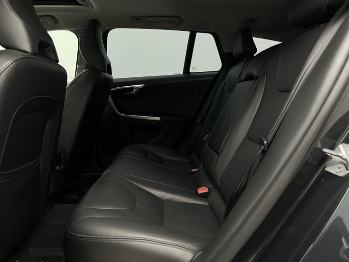 Volvo V60 D4 SUMMUM AUT 2.0 d Summum