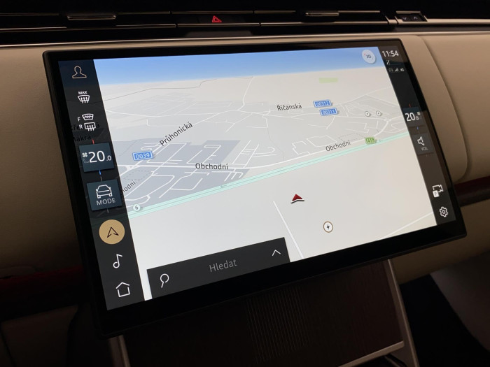 Land Rover Range Rover P550e AUTOBIOGRAPHY SWB