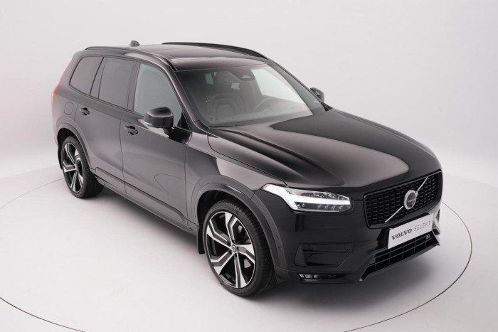 Volvo XC90 B5 AWD ULTIMATE REZERVACE