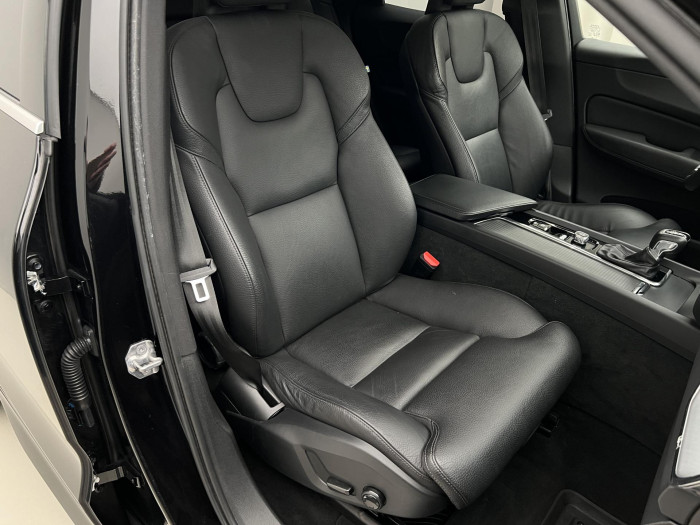 Volvo XC60 D4 AWD MOMENTUM AUT 2.0 d Momentum