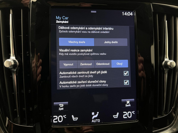 Volvo V90 CC D5 AWD PRO AUT CZ 2.0 d CC CC