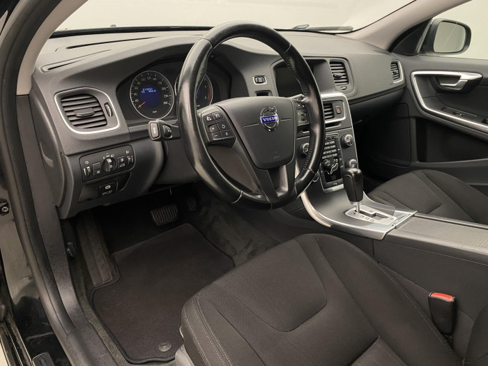 Volvo V60 D3 KINETIC AUT 2.0 d