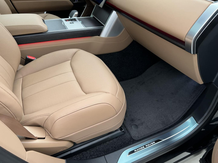 Land Rover Range Rover D350 HSE SWB AWD Aut REZERVACE 3.0 d