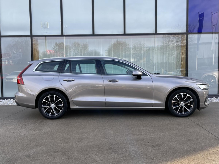 Volvo V60 B4 MOMENTUM Aut 1.maj. 2.0 Momentum