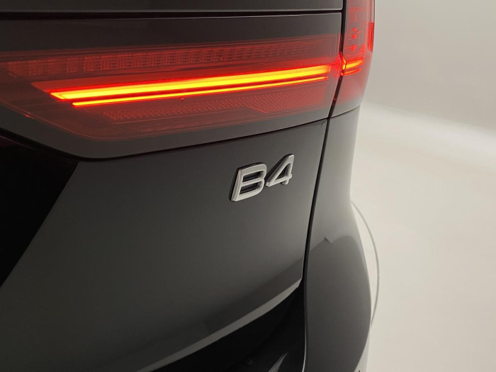Volvo V90 B4 PLUS DARK AUT REZERVACE 2.0 Plus