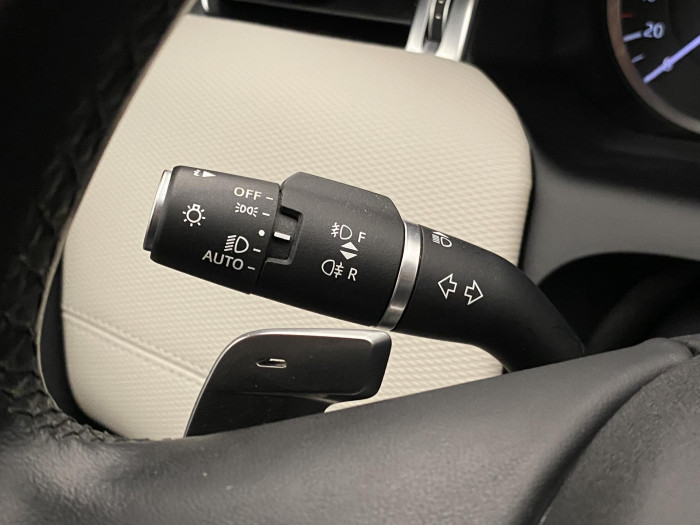 Land Rover Discovery Sport D200 AWD R-DYNAMIC REZERVACE 2.0 d Dynamic