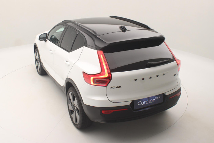 Volvo XC40 B3 AUT PLUS BLACK EDITION