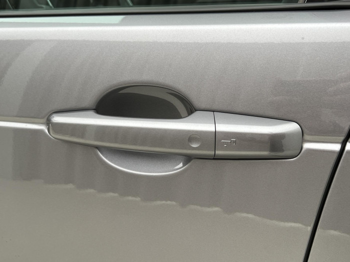 Land Rover Discovery D250 DYNAMIC SE AWD Aut 3.0 d Dynamic SE