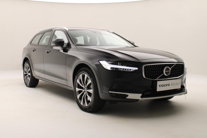 Volvo V90 CC B4 AWD PLUS AUT CZ 1.maj