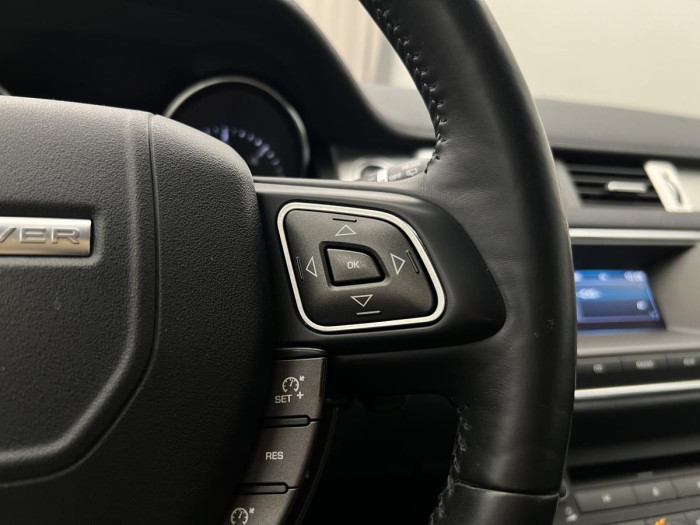 Land Rover Range Rover Evoque 2.2 TD4 AWD AUT CZ REZERVACE 2.2 TD