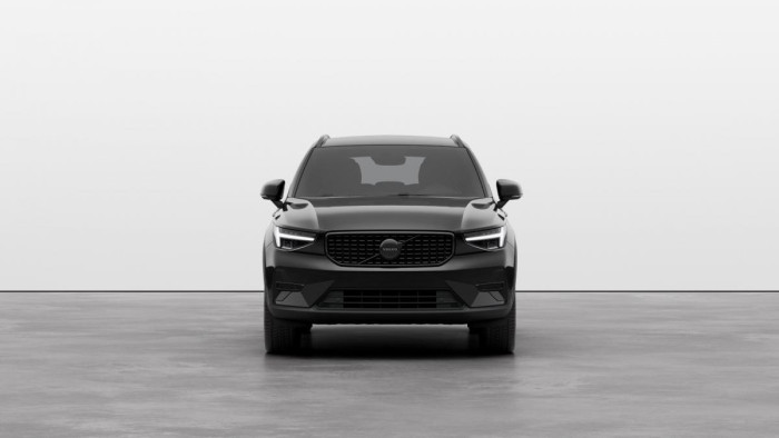 Volvo XC40 B3 AUT PLUS BLACK EDITION 2.0 Plus Edition