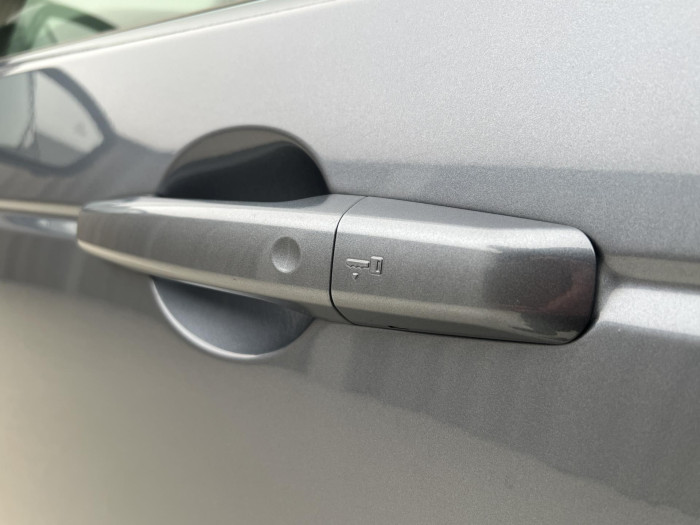 Land Rover Discovery Sport 2.0 TD4 AWD AUT CZ 2.0 TD