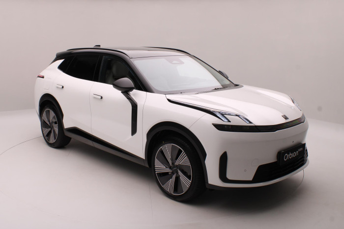 Lynk & Co 08 MORE PHEV