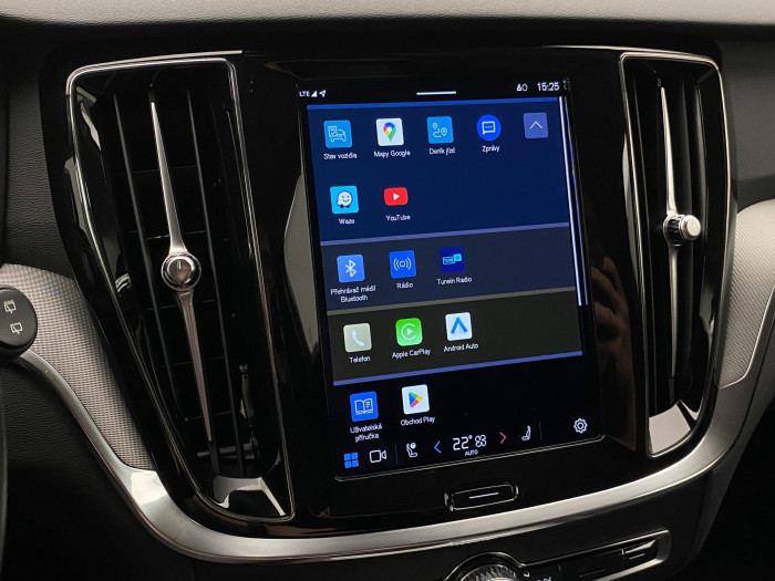 Volvo V60 CC B5 AWD PLUS REZERVACE