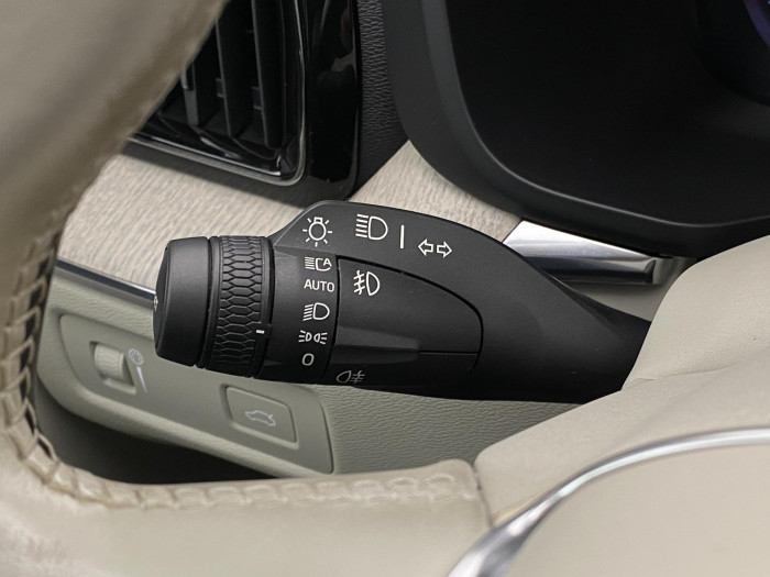 Volvo XC60 D4 AWD INSCRIPTION AUT 2.0 d