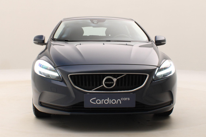 Volvo V40 D2 MOMENTUM AUT NAVIGACE 2.0 d Momentum