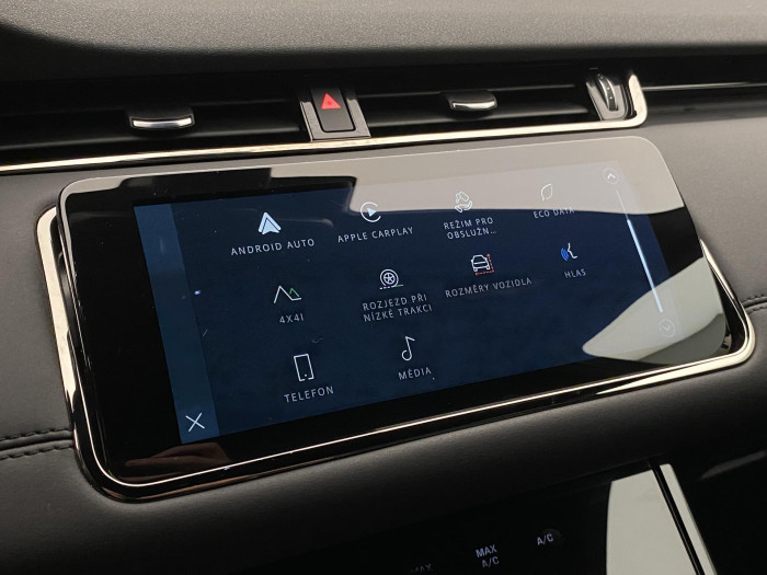 Land Rover Range Rover Evoque D200 SE AWD REZERVACE 2.0 d SE