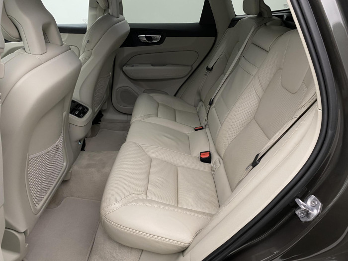 Volvo XC60 D4 AWD INSCRIPTION AUT 2.0 d