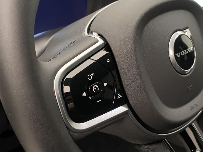 Volvo XC90 B5 AWD DARK PLUS AUT CZ 7míst