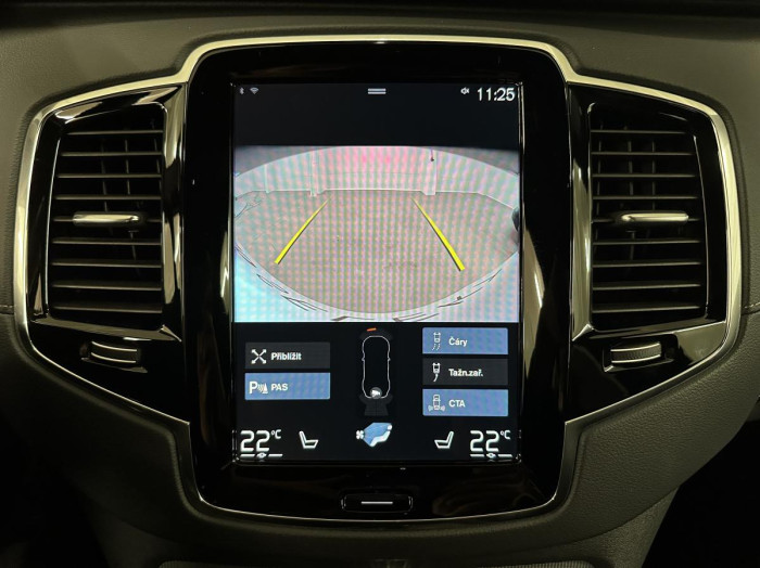 Volvo XC90 B5 AWD R-DESIGN AUT REZERVACE