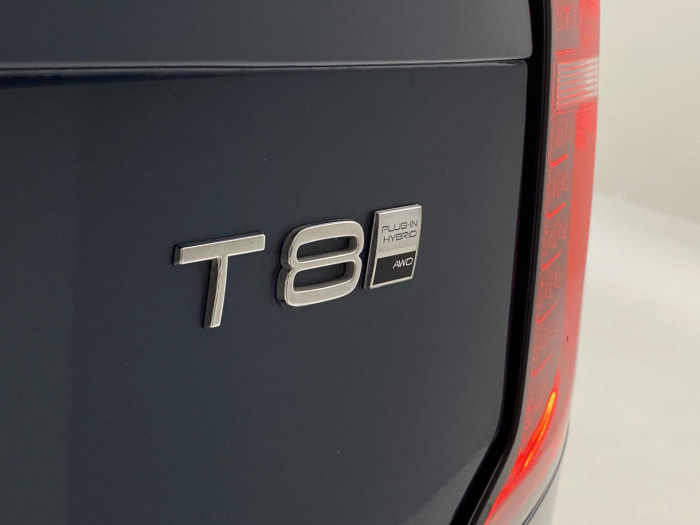 Volvo XC90 T8 AWD RECHARGE DARK ULTRA 7