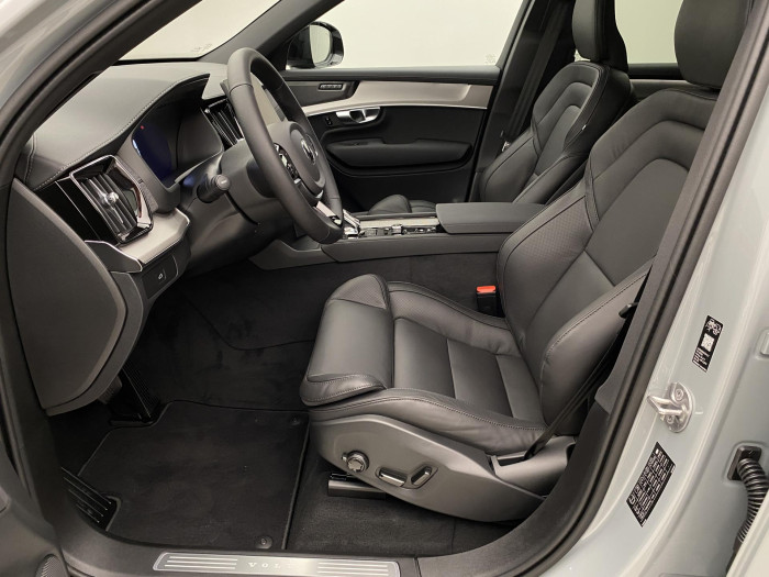 Volvo XC90 B5 AWD BLACK EDITION PLUS 7m