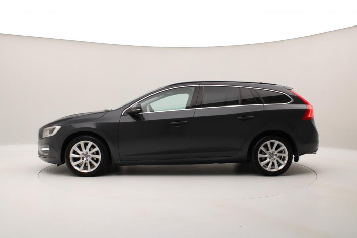 Volvo V60 D2 MOMENTUM NAVIGACE REZERVACE 1.6 d Momentum