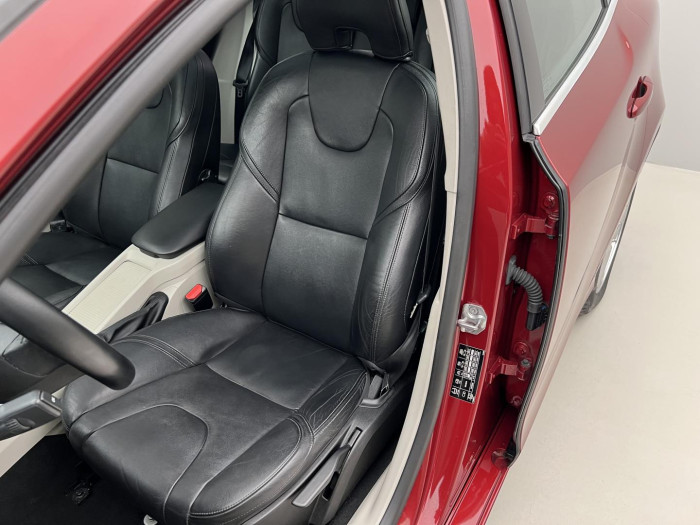 Volvo V40 D2 MOMENTUM 2.0 d Momentum