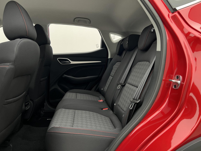 MG ZS 1.5 ESSENTIAL PLUS CZ 1.maj.