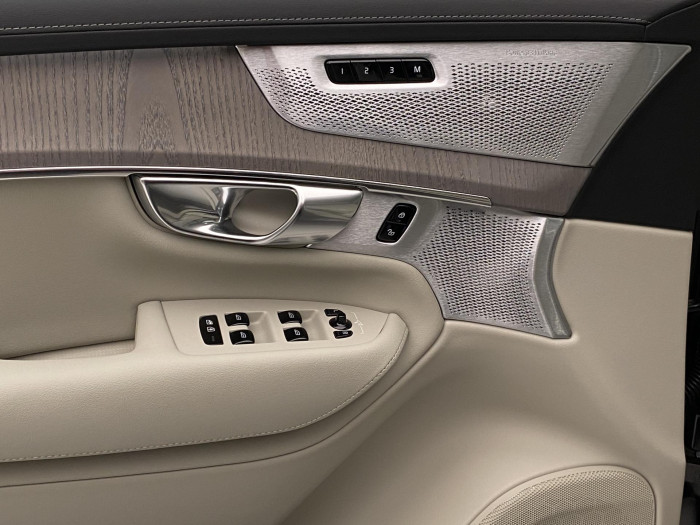 Volvo XC90 T8 AWD RECHARGE BRIGHT PLUS 7m