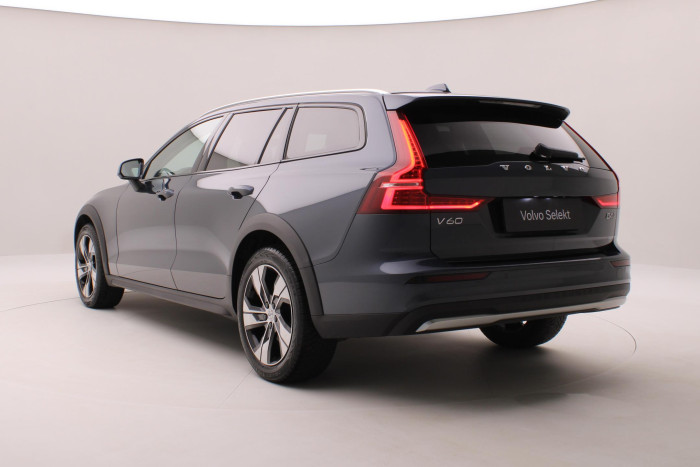 Volvo V60 CC B4 AWD BRIGHT PLUS AUT CZ