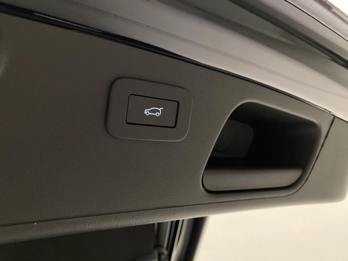 Jaguar E-Pace P250 R-DYNAMIC SE AWD AUT 2.0 Dynamic SE