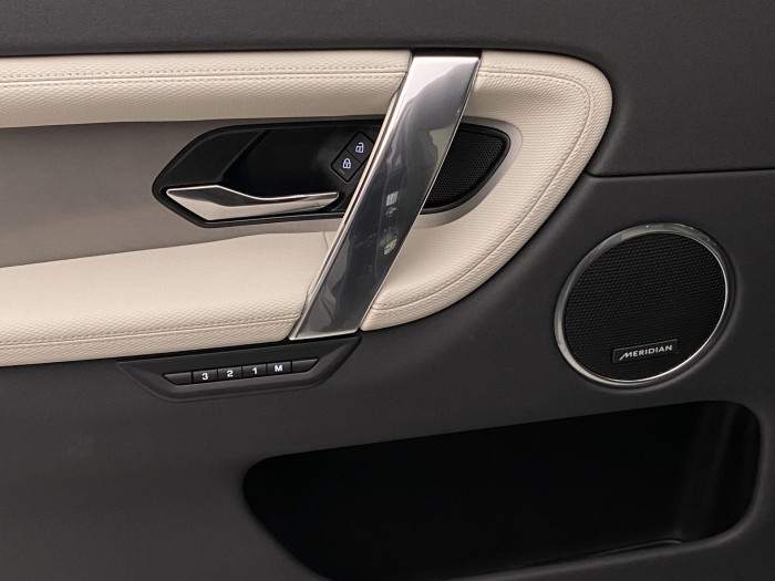 Land Rover Discovery Sport D200 R-DYNAMIC SE AWD AUT 2.0 d Dynamic SE