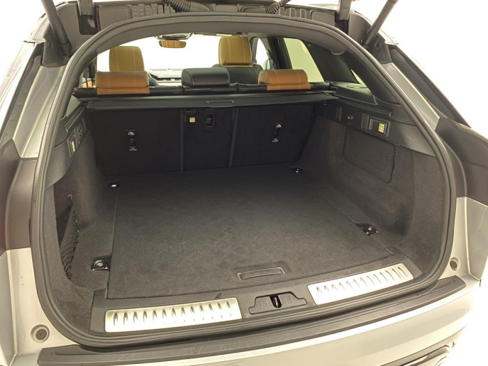 Land Rover Range Rover Velar D300 SE AWD AUT REZERVACE 3.0 d SE