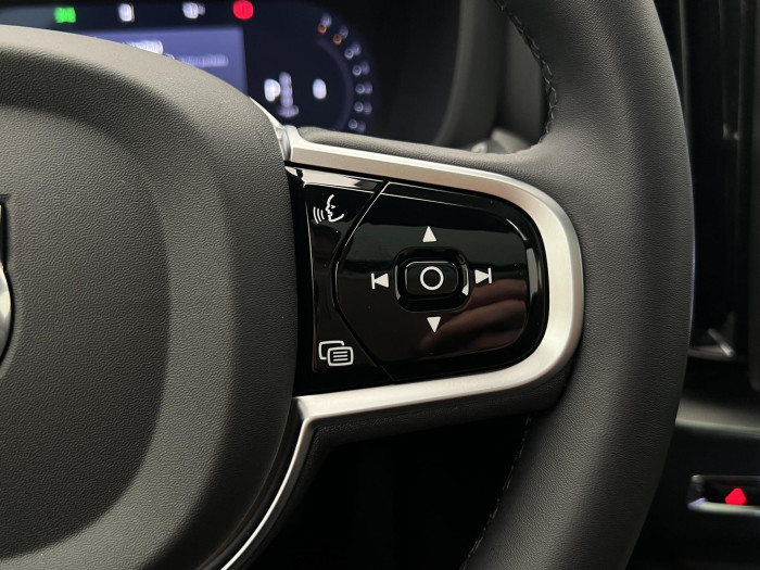 Volvo XC60 B5 AWD BLACK EDITION PLUS AUT