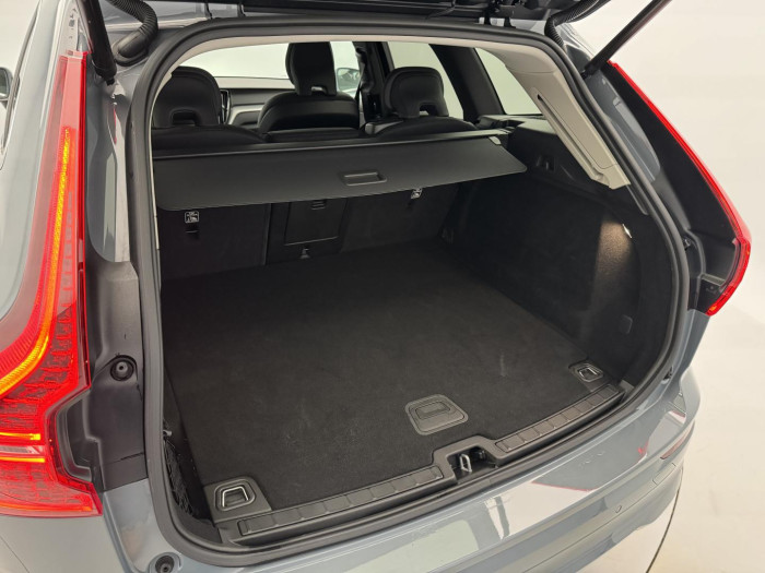 Volvo XC60 B4 CORE AUT