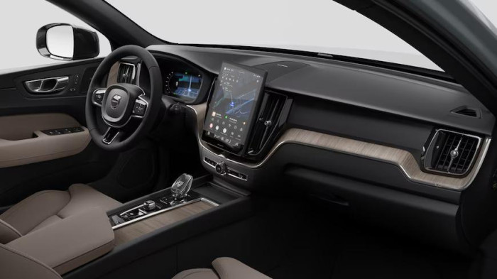 Volvo XC60 B5 AWD DARK PLUS AUT