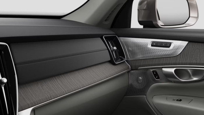 Volvo XC90 B5 AWD AUT BRIGHT ULTRA 7 míst