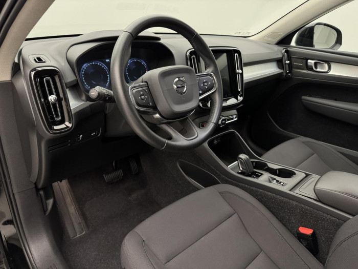 Volvo XC40 D3 MOMENTUM AUT CZ 2.0 d Momentum