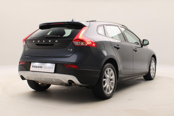 Volvo V40 CC T3 MOMENTUM AUT CZ NAVIGACE 1.5 CC CC Momentum