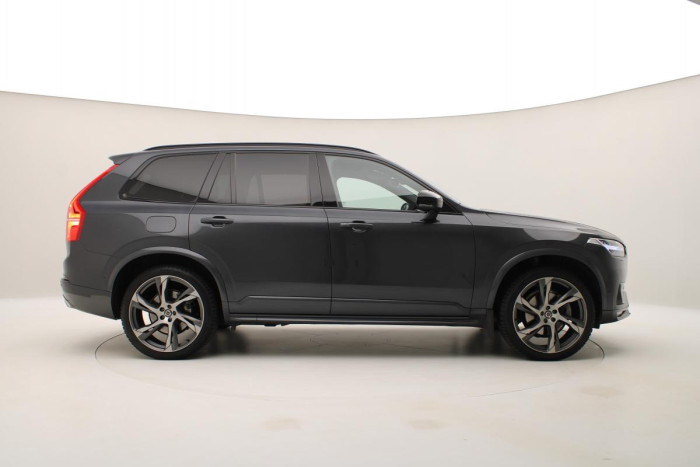 Volvo XC90 B6 AWD R-DESIGN REZERVACE