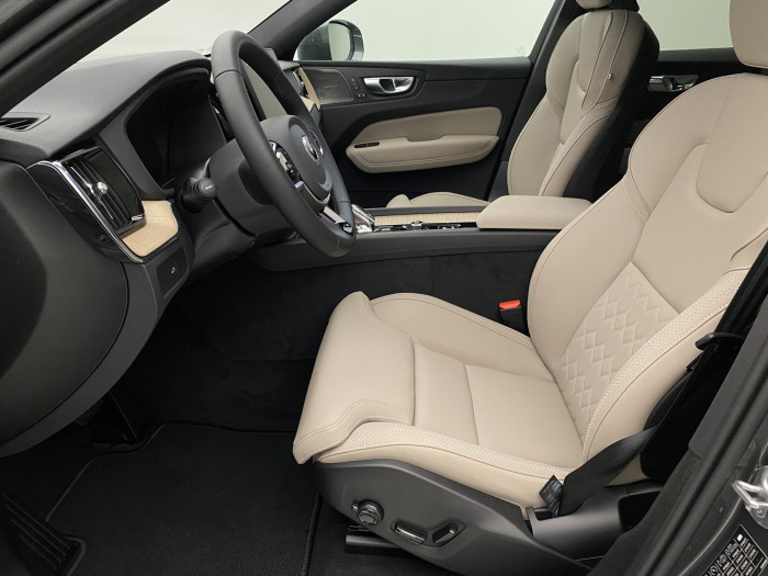 Volvo XC60 B5 AWD AUT BRIGHT PLUS
