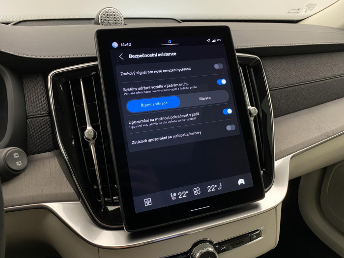 Volvo XC90 T8 AWD RECHARGE BRIGHT PLUS 7m