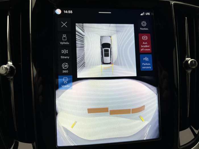 Volvo V60 B4 DARK PLUS