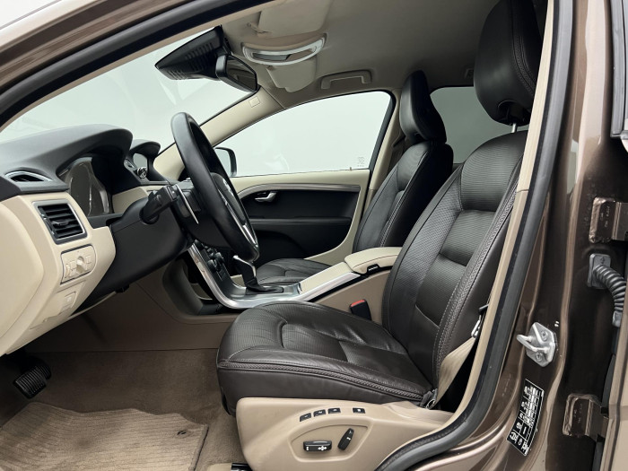 Volvo XC70 D4 SUMMUM AUT CZ 2.0 d Summum