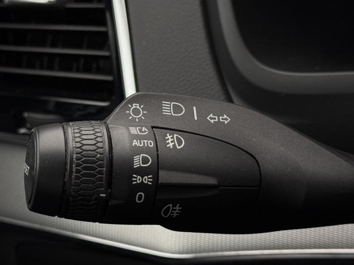 Volvo XC90 B5 AWD PLUS DARK CZ 1.maj