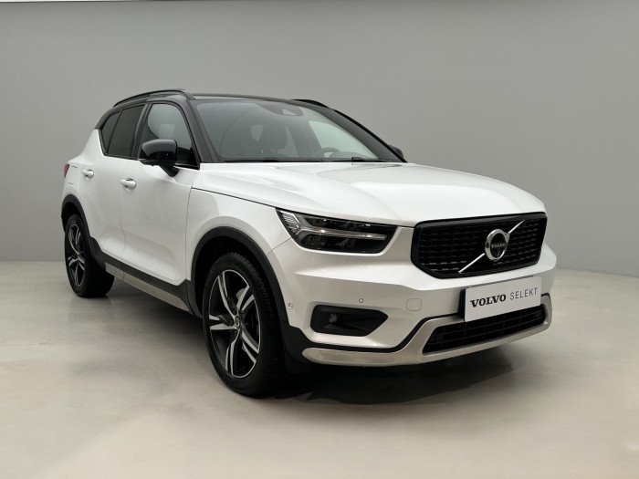 Volvo XC40 T4 AWD R-DESIGN AUT CZ