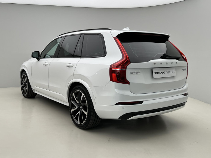 Volvo XC90 B5 AWD PLUS DARK 7MÍST AUT CZ